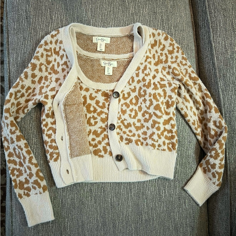 Two piece set